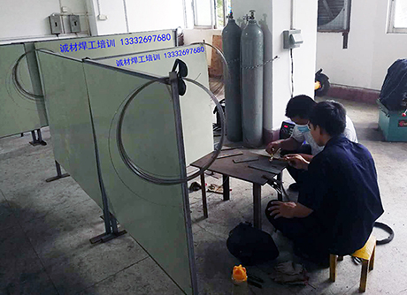 东莞南城焊工培训手工电弧焊技巧分析